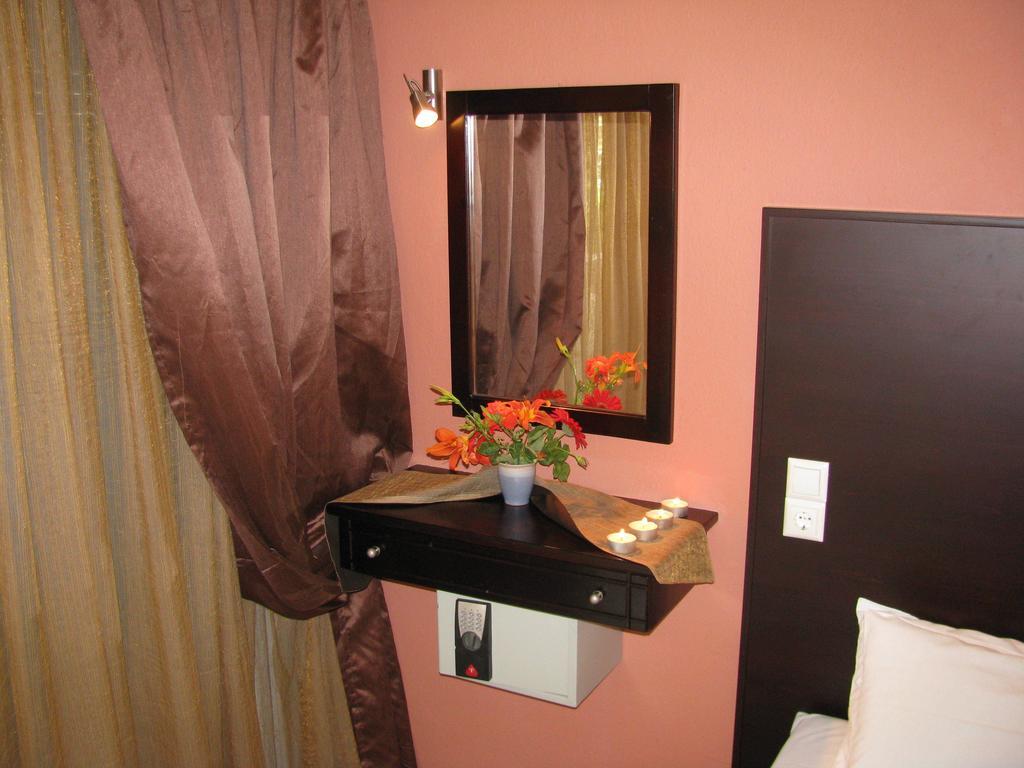 Villa Kokkinos Potos Room photo