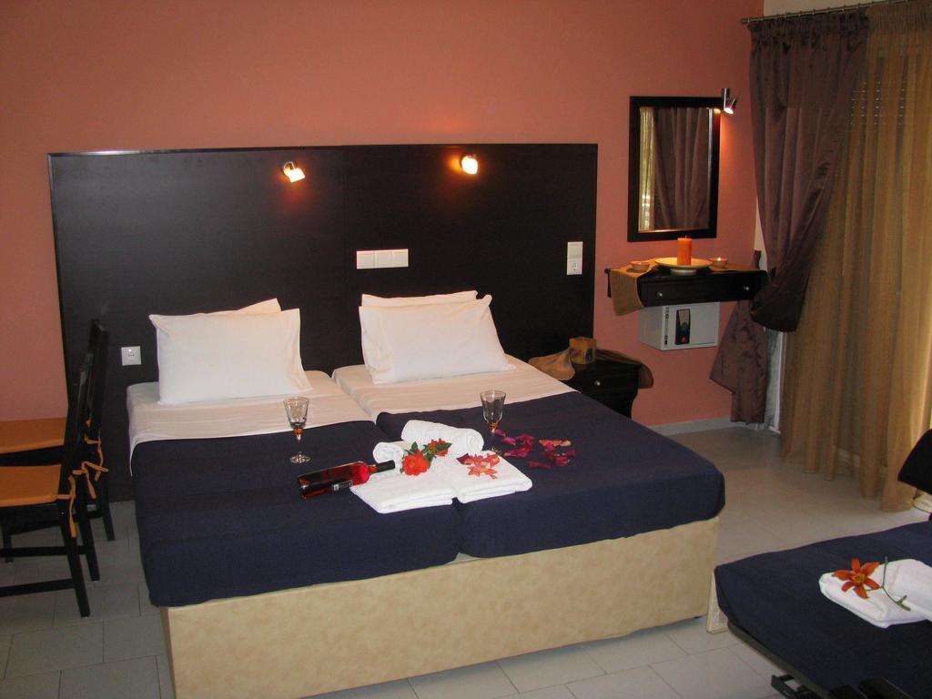 Villa Kokkinos Potos Room photo